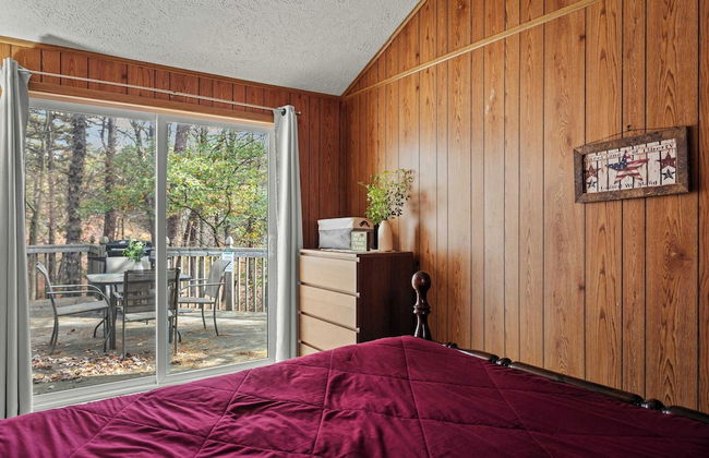 Mohegan by Avantstay Private Dock + Firepit Community Pool + Beach - Photo 21