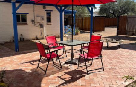 Central House with Pool & Hot Tub - Foto 8