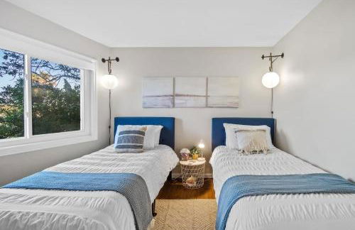 Seaside Serenity with Ocean Views - Photo 39