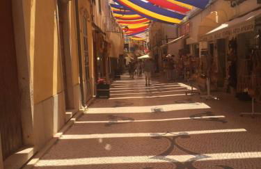 Luxury 3 Bedroom Apartment on Gated Complex - Foto 8