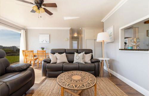 Entire Ocean View Home beaches hiking restaurants family activities - Photo 5