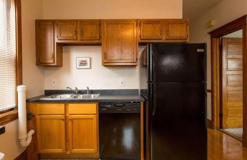 Wrigley Oasis! Steps from the Field! - 3BD 1BA - Foto 25