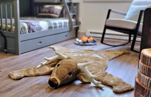 3BR, Lakeview, Hot Tub, Nintendo Switch - Deer Haven Poconos Retreat - Foto 16