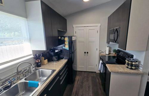 Webster House is near North Hospital and Downtown - Photo 2