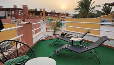 Laguna Beach Relax - Terraza, Jacuzzi, Parking - Foto 3, sunbed