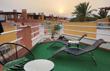 Laguna Beach Relax - Terraza, Jacuzzi, Parking - Foto 3