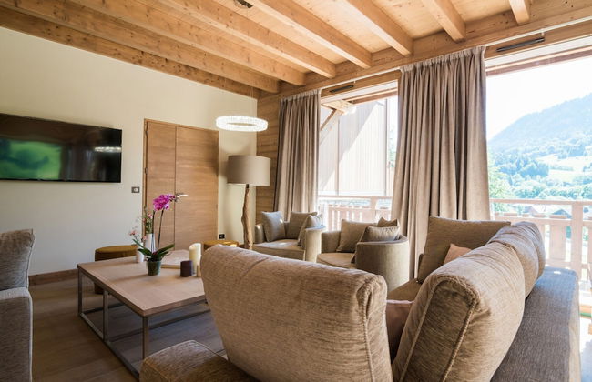 Chalet in Megeve With Mont-blanc Views - Photo 1