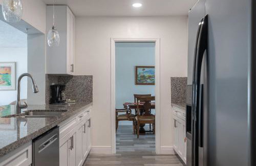 Purely Pompano, Pool, Water front, Paddleboard, Beach, 5 bedroom 3 bath - Photo 30