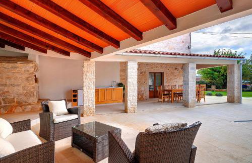 Holiday Home in Golas With Private Pool - Foto 8