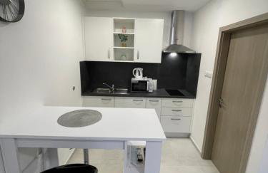 Modern Studio Apartment Tome with Terrace, Free Parking & Wi-Fi, Zadar - Foto 10