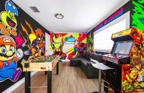 Spectacular Miami- Htd Pool,5 Bdrooms ,MiniGolf, Playground, Baby Items, BBQ - Photo 3