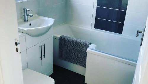 Bay View Bungalow Benllech, 5 Min Walk from Beach - Foto 5