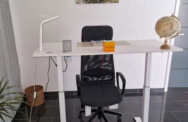 Zentrales City-Apartment mit Garage und Arbeitsplatz geeignet für Business und Familie - Foto 29