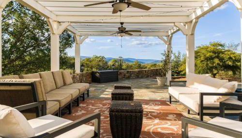 Mountain Mama Ranch - Luxury farmhouse on 200 acres with mountain views, 20mins to Shenandoah, 90mins from DC - Foto 2, Other