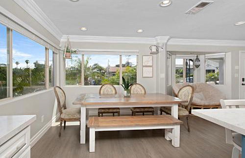 The Gathering Place - Guest Favorite with Huge Yard - Foto 24