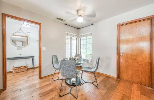 Stylish 3BR/2BA Retreat w/ Pool! Dream Getaway - Foto 22