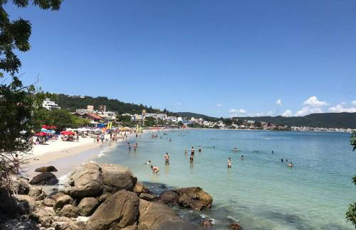 Lindo Apto com suíte perto da praia, no centro de Bombinhas - Photo 26