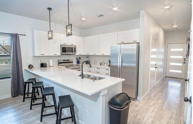 Spectacular 3 BR 2 5 BA Apt Near Downtown - Foto 4