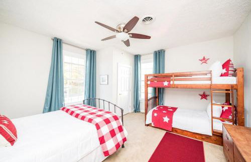 Lighthearted Family Friendly Downtown River Views - Foto 28