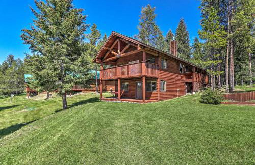 Quiet Trego Resort Home with Lake, Pavilion and Trails - Foto 2