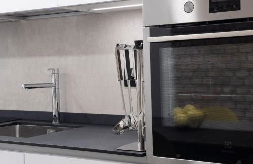 LargoDoria - ViaGenova, box auto privato incluso - Foto 6