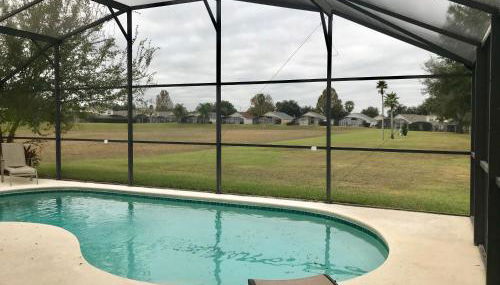 Queenie's Palace - Photo 3