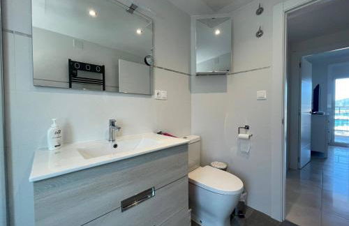 Precioso apartamento con vistas espectaculares de la Bahia Roses AV-48 - Foto 31