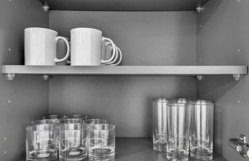 Modern Downtown Condo with Pool Gym BBQ Game Room CoWorking Spaces - Foto 29