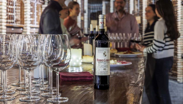 Visita a la bodega Heras Cordón - Foto 2, Todo listo para la degustación