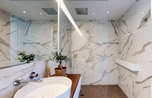 Huntsman Lake House - Photo 41