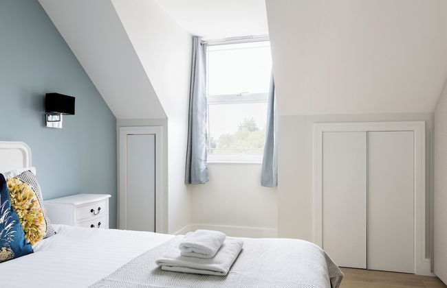 Elegant 2 Bed Flat with Balcony in Finchley - Foto 6