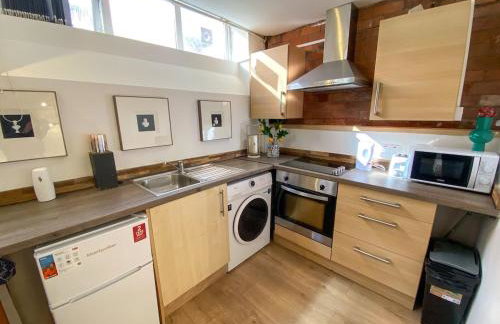 City Centre Beautiful & Cosy Studio Apartment - Photo 15