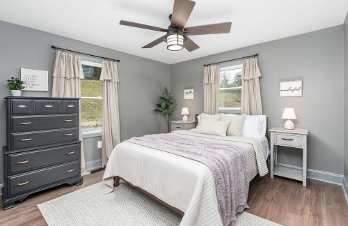 Hot Tub - Fire Pit - River - State Park - King Bed - Foto 4