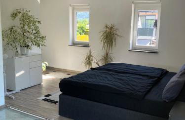 Ferienwohnung Jeannette ideal für Geschäftsreisende, WLAN und Rechnung möglich - Foto 24