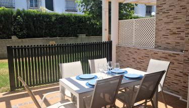 Primera Línea de Playa Casa adosada La Balconera - Foto 3