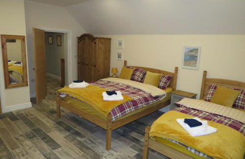 The Stables At Eastmoor Farm Large Luxury 2 Bed Cottage with Big Family Bedroom Dog Friendly Secure Gardens and Free Parking Free WiFi - Foto 24