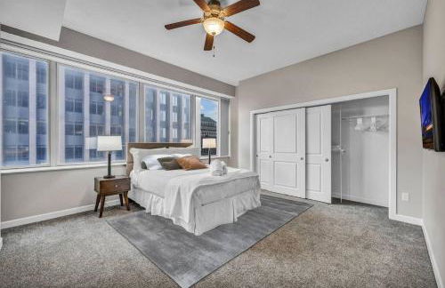 SkyTower 2BD | Parking Available | Downtown - Photo 29