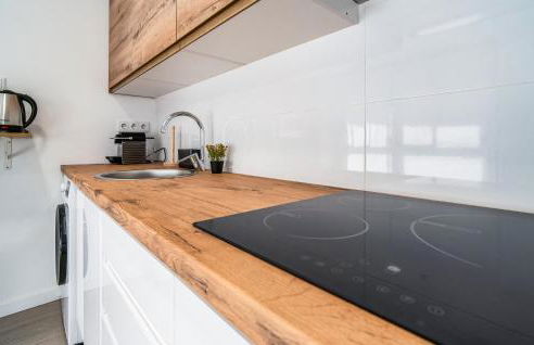 1 Bedroom Stunning Apartment In Grao De Castellon - Foto 5