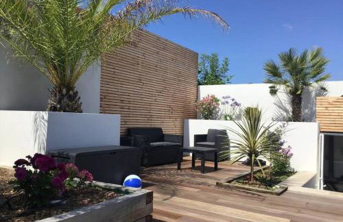 Villa Exceptionnelle Piscine et Jardin privé Séjour Haut de gamme proche La Rochelle - Foto 11