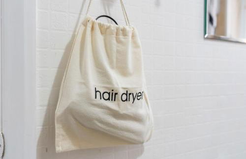 Telford Centre House with Parking, Garden, Wi-Fi - Photo 25