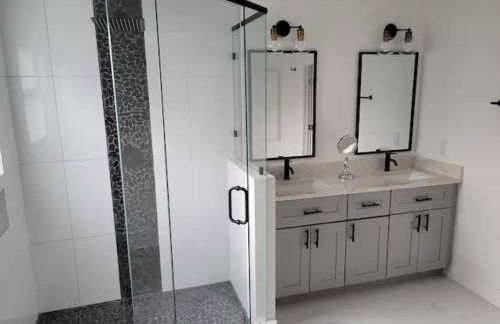 Remodeled 4BR Pool Home/IMG Golf View/Near Beaches - Photo 19