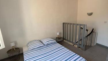 Duplex avec vue fontaine et clocher Centre Barjols - Foto 5