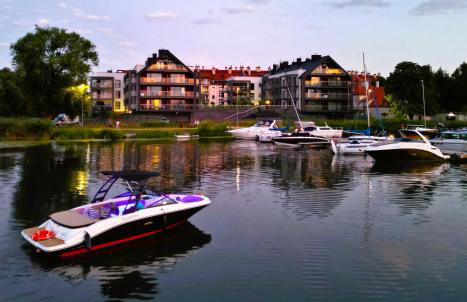 Marina Ostróda IV - super widok na jezioro, 10 m do wody, taras i balkon, winda, klima, garaż - Foto 8