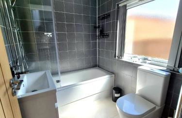 Spacious & Stylish 3 Bed Home in Nottingham, sleeps 7 - Foto 16