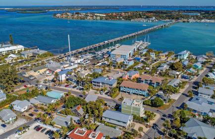 Sleeps 11 Pool Close to Anna Maria Beaches - Foto 43