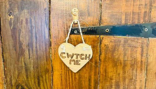 Charming Brecon Beacons Cottage with Parking - Foto 2