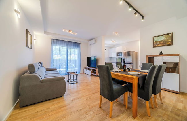 Modern Apartment With Balcony And Garage - Foto 1