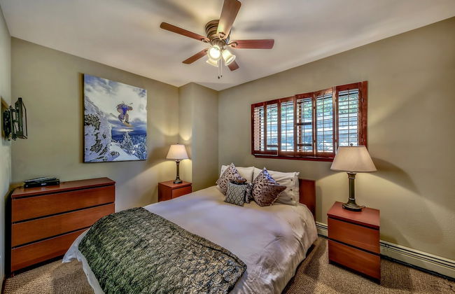 Mv49 Lake Tahoe a Block From the Caverock Beach - Foto 6