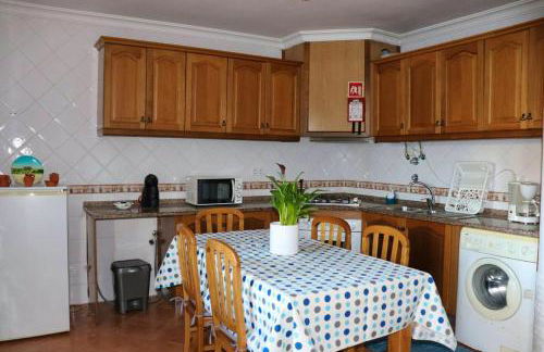 Charming house with fireplace in Grândola, 142 m², Internet included - Foto 16