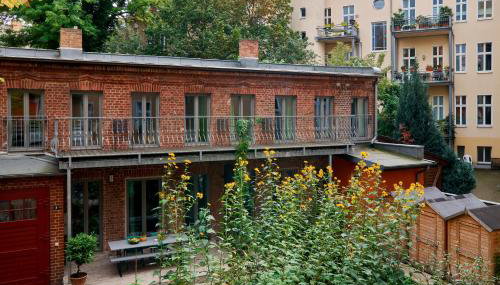 Beautiful Backyard Remise - Foto 3